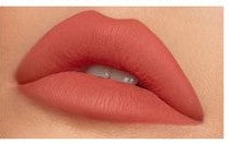 KYLIE COSMETICS  SWEATER WEATHER MATTE 704 lip Kit